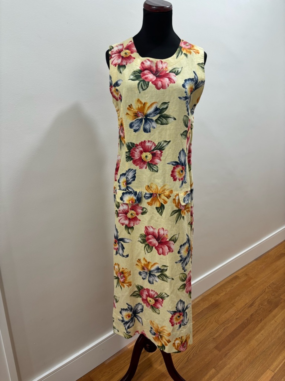 613. Sleeveless Yellow Floral Linen Cotton Blend Dress
